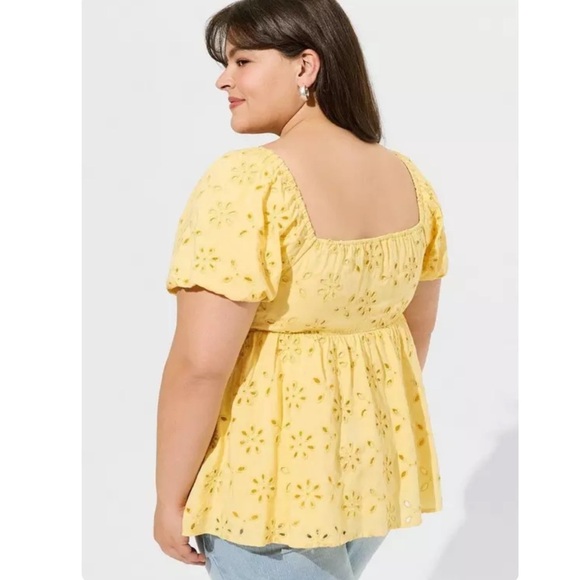 Torrid Babydoll Eyelet Challis Blouse Size 2X NWT - Picture 3 of 12